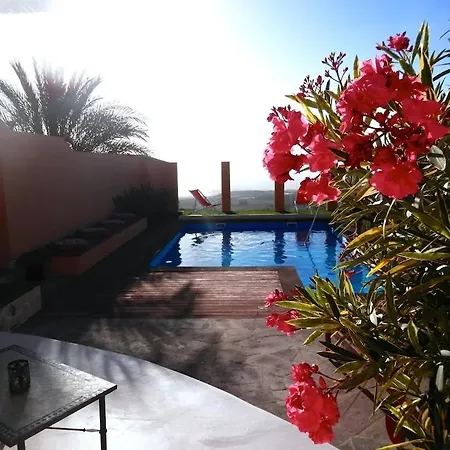 Romantica Casa Vacacional En Una Finca Tranquila *